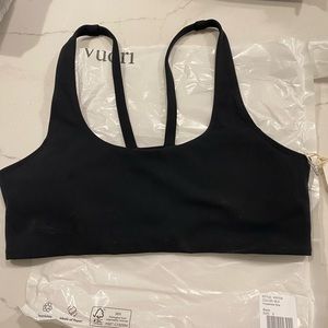 BNWT size small Vuori Yosemite Bra